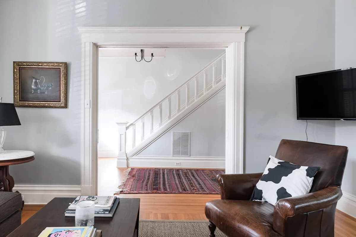 Home in San Francisco · ★4.97 · 3 bedrooms · 3 beds · 2.5 baths - Image 6