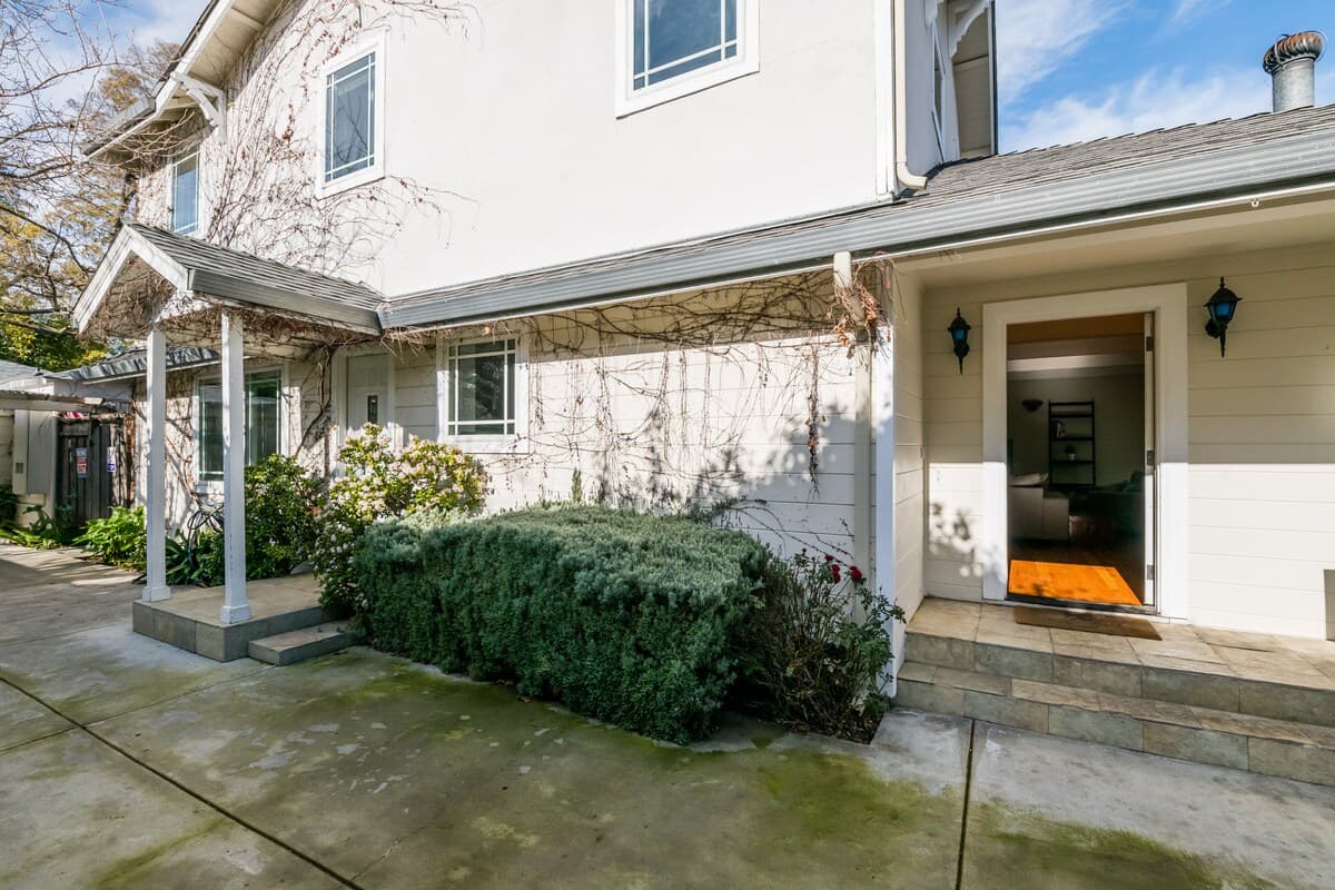 Home in Mountain View · ★4.85 · 4 bedrooms · 6 beds · 3 baths - Image 36