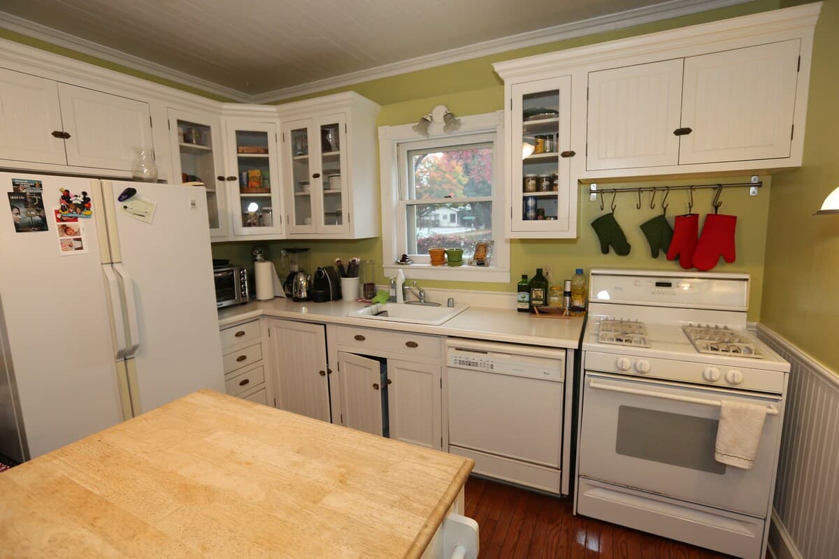 Home in Mountain View · ★4.95 · 3 bedrooms · 6 beds · 2 baths - Image 6