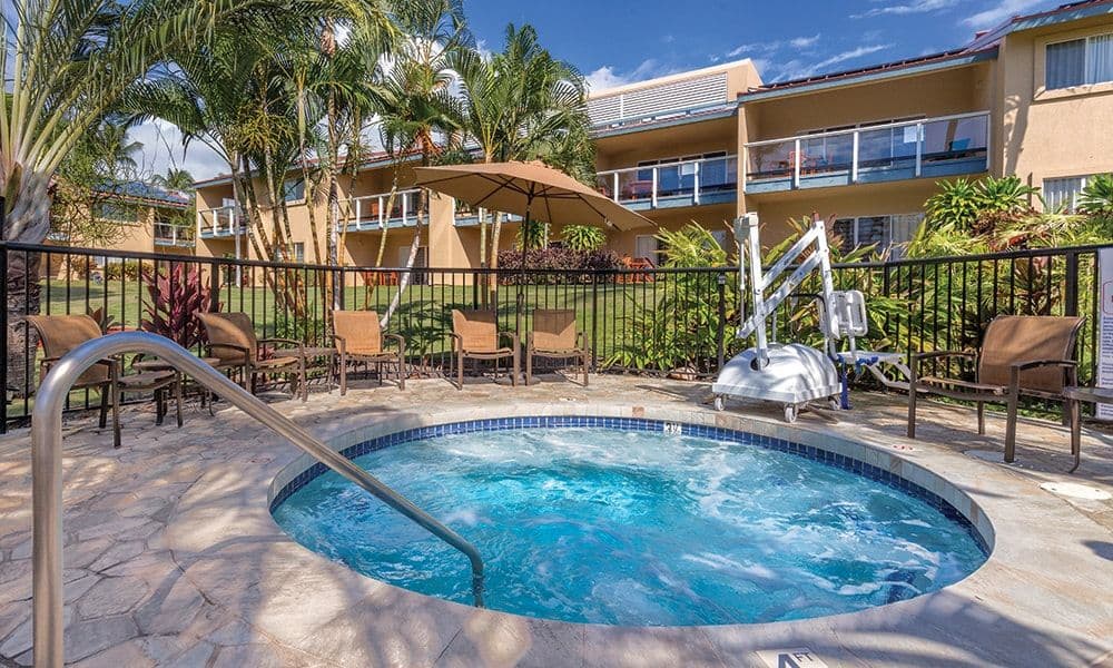 Condo in Kailua-Kona · ★4.5 · 2 bedrooms · 4 beds · 2 shared baths - Image 22