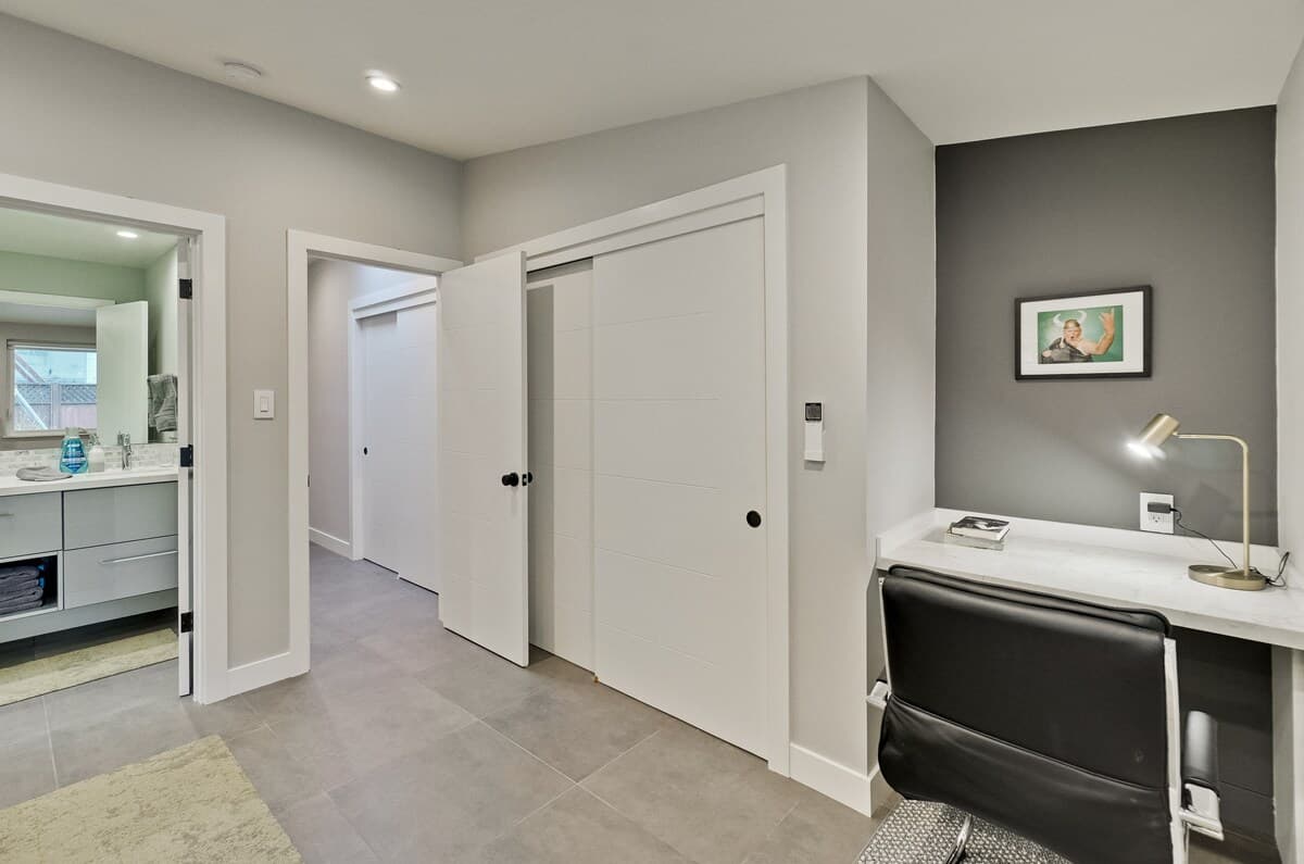 Home in Palo Alto · ★4.96 · 5 bedrooms · 7 beds · 4.5 baths - Image 22