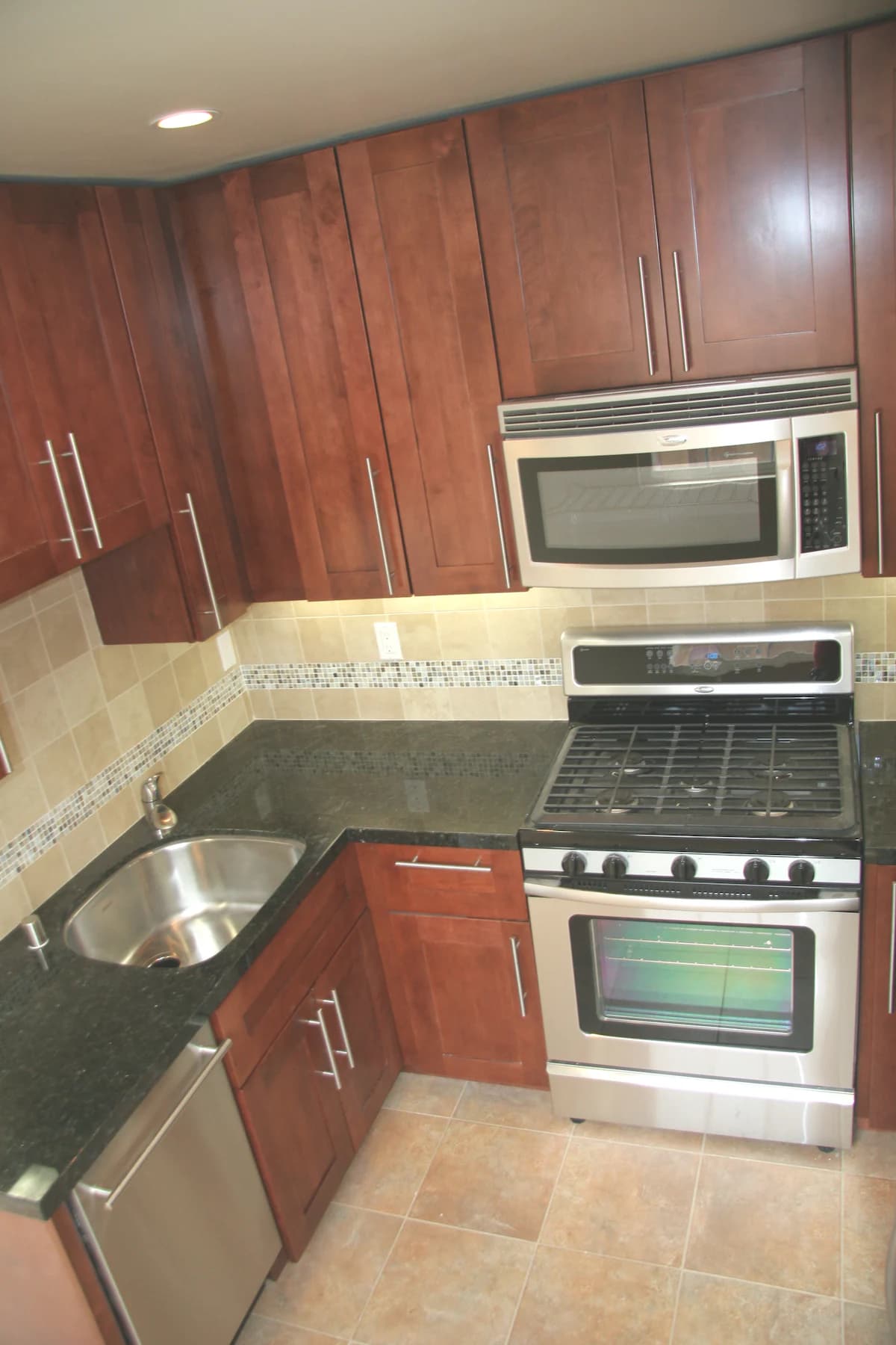 Impeccable downtown Palo Alto pied a terre - Image 11