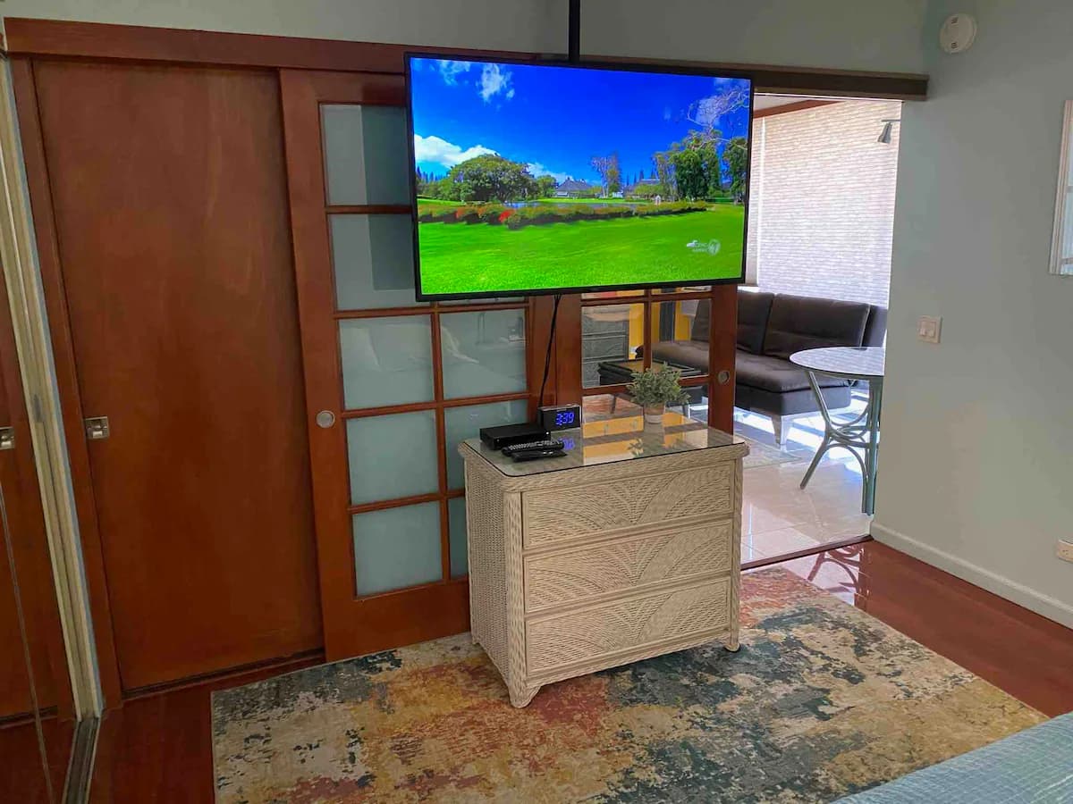 Condo in Honolulu · ★4.88 · 1 bedroom · 3 beds · 1 bath - Image 9