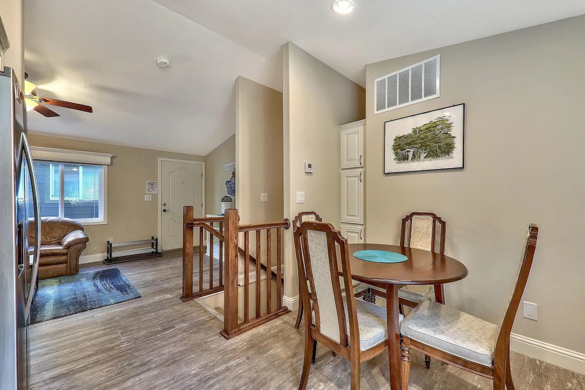 Gated Townhome, AC, Walk to Heavenly & Casinos - Photo 9