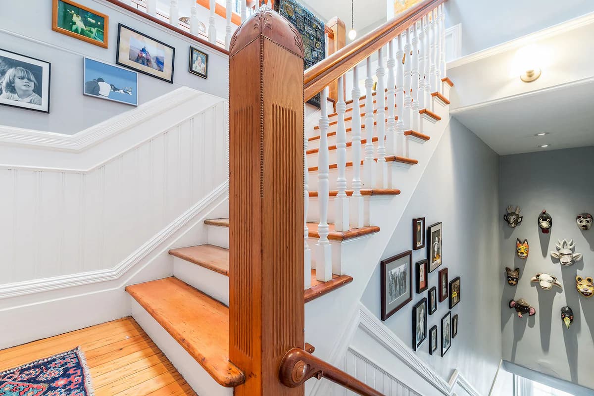 Chef's Kitchen Victorian, 1896 Flat with Terrace - Photo 47