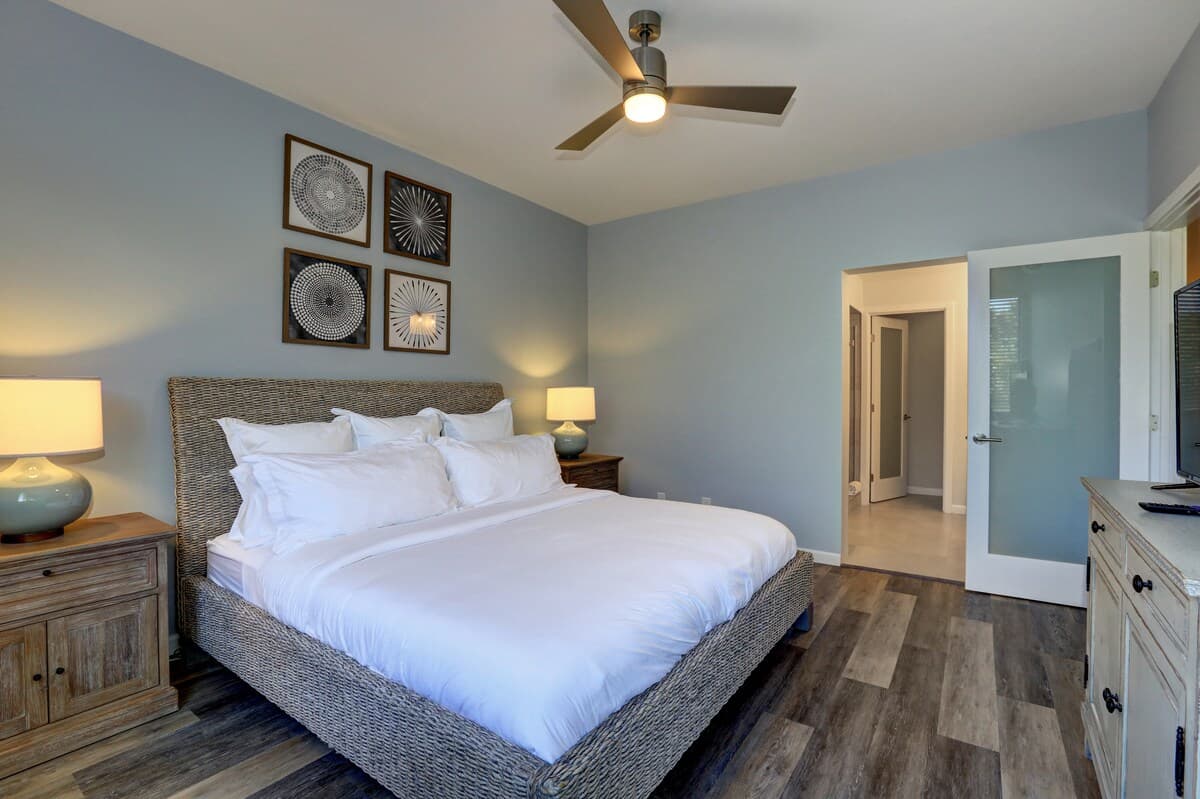 Condo in Wailea · ★4.95 · 2 bedrooms · 3 beds · 2 private baths - Image 13