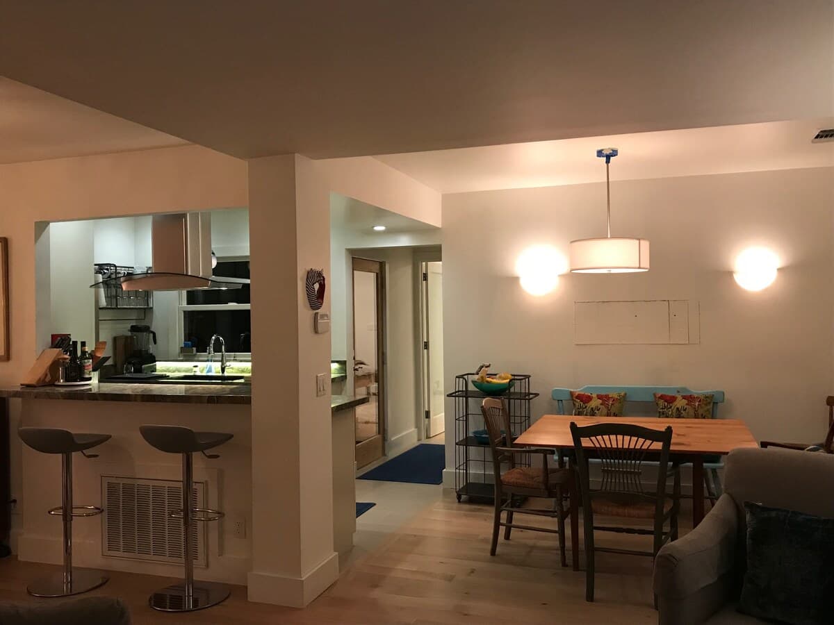 Home in Redwood City · ★4.94 · 2 bedrooms · 2 beds · 2 baths - Image 18