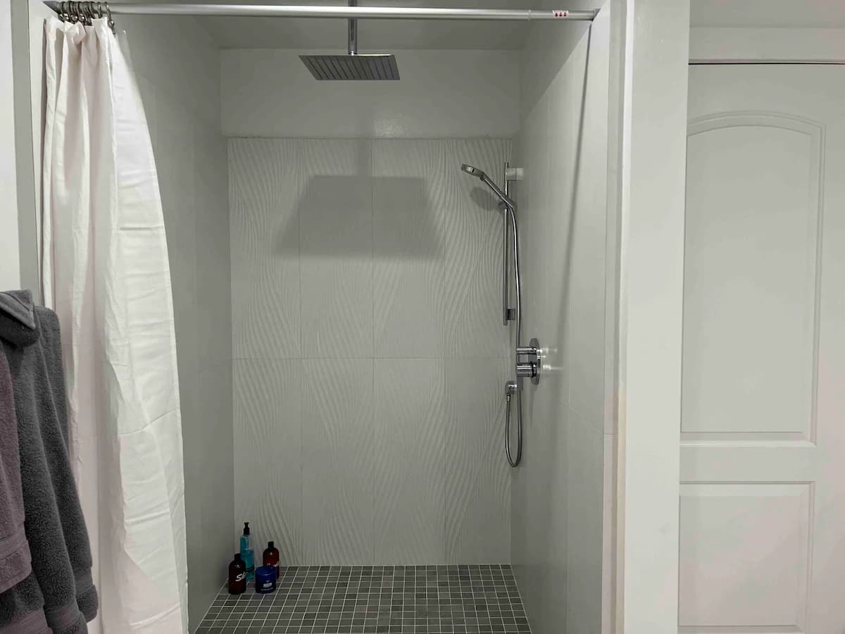 Home in Mountain View · ★4.93 · 2 bedrooms · 3 beds · 2 baths - Image 10