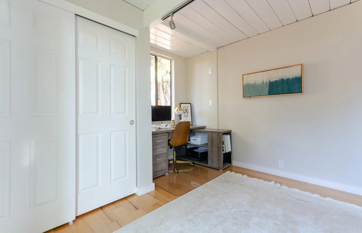 Home in Palo Alto · ★5.0 · 5 bedrooms · 6 beds · 3 baths - Image 22