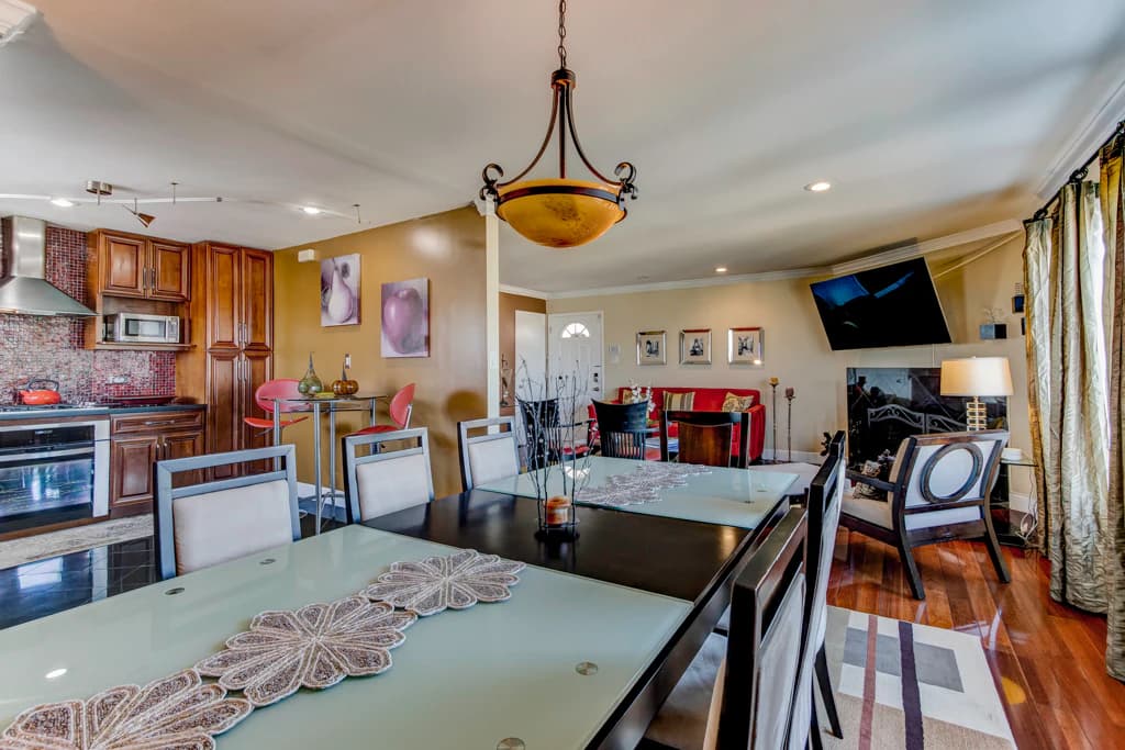 Stylish Mission/Castro Home with Skyline View - Photo 15