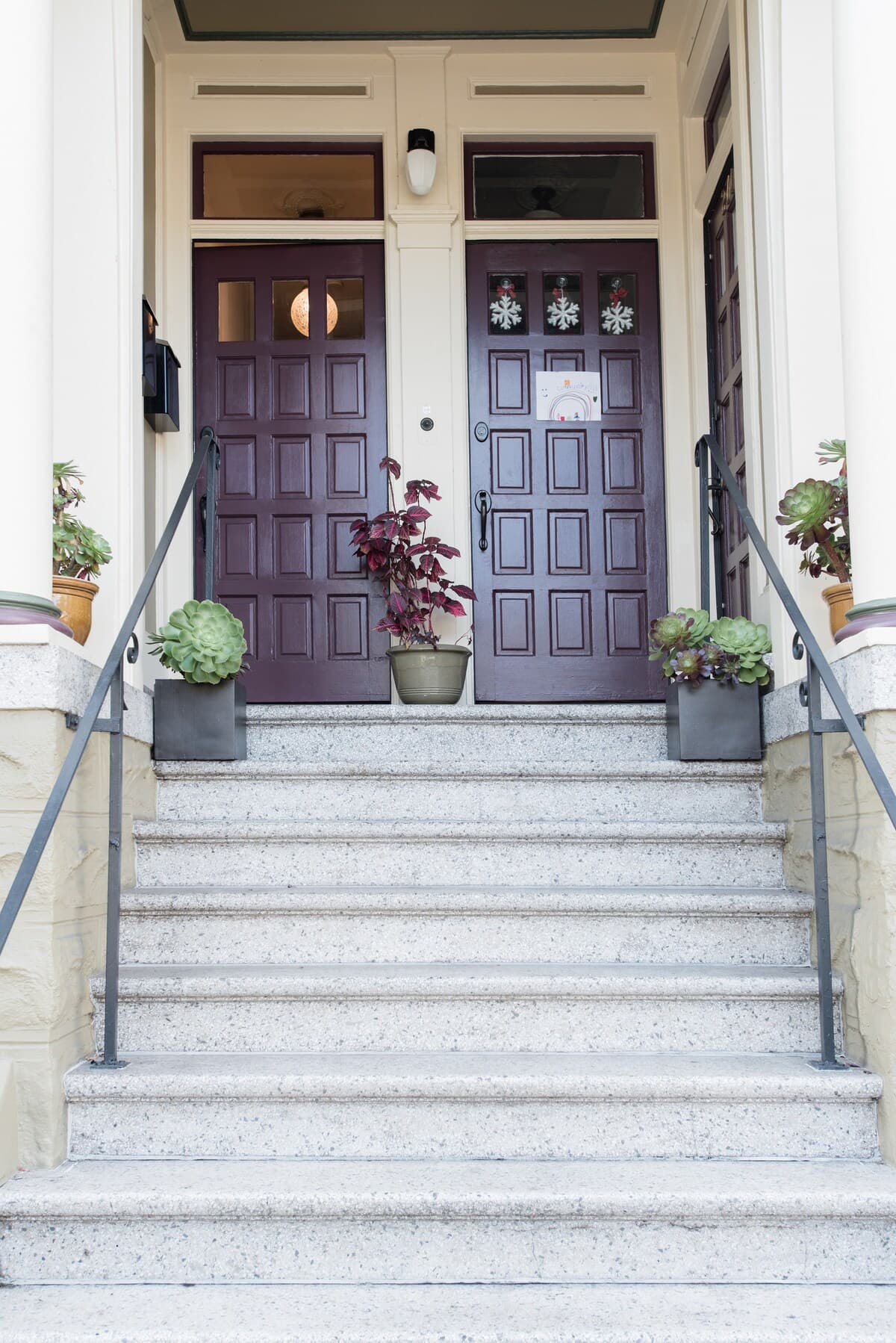 Light-Filled Edwardian Condo with Lush Garden - Photo 27