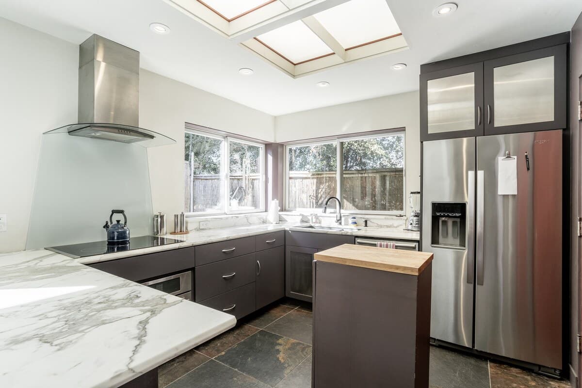 Guesthouse in Palo Alto · ★5.0 · 2 bedrooms · 2 beds · 1.5 baths - Image 3