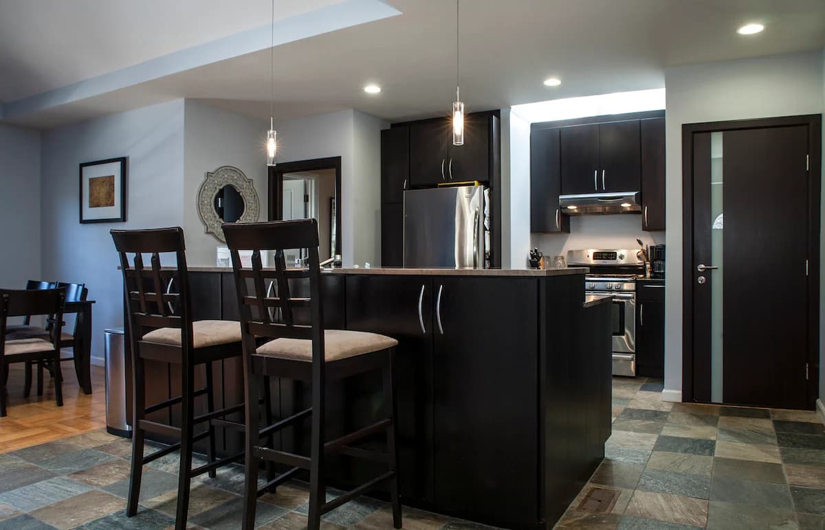 Spanish-Style Home with Chef's Kitchen & Mt. Views - Photo 9