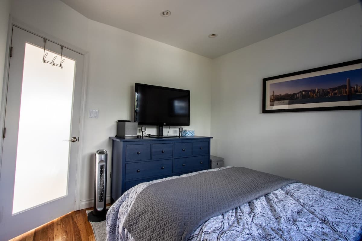 Condo in San Francisco · ★4.96 · 1 bedroom · 1 bed · 1 bath - Image 24