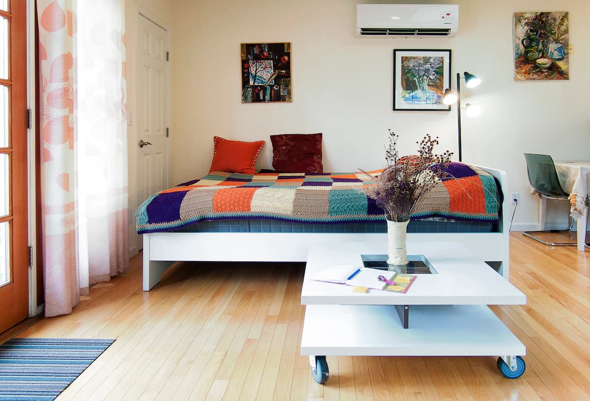 Home in East Palo Alto · ★4.82 · Studio · 1 bed · 1 bath - Image 3