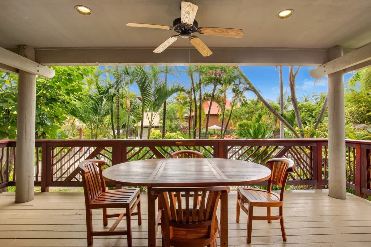 Condo in Kailua-Kona · ★4.81 · 2 bedrooms · 2 beds · 2 baths - Image 12
