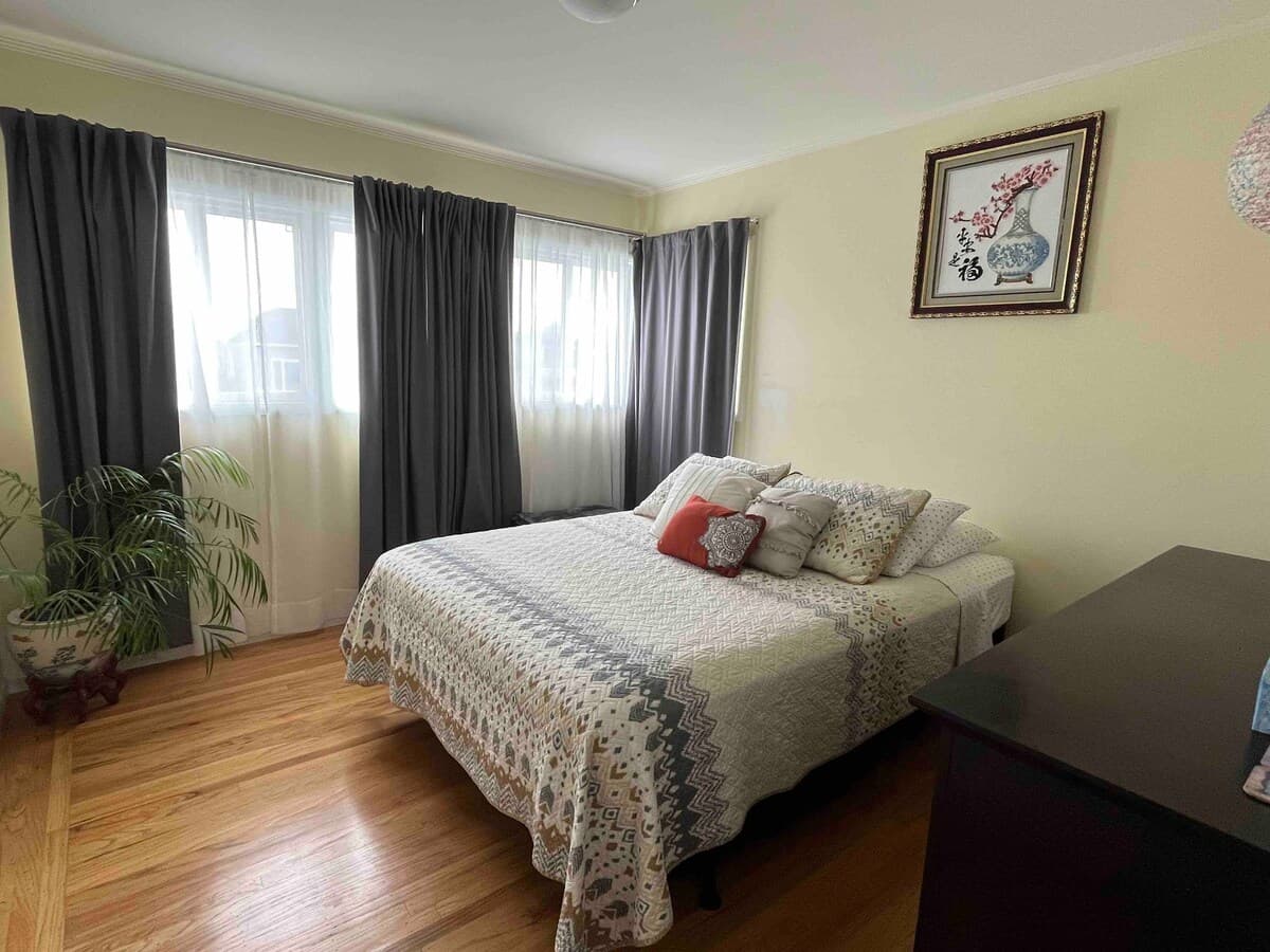 Home in Daly City · ★4.86 · 2 bedrooms · 2 beds · 1 bath - Image 20