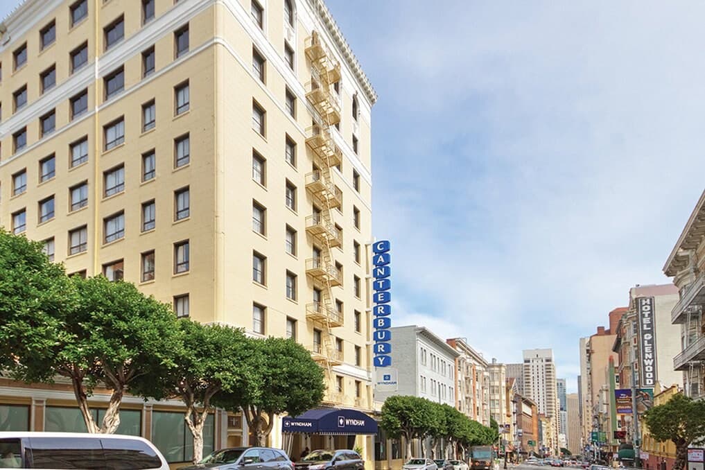 Famed San Francisco Resort by the Bay - Photo 9