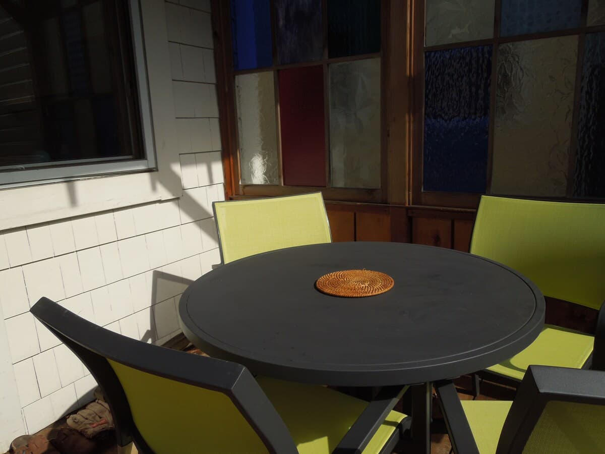 Victorian Home with Huge Yard, Cat Care Required - Photo 49