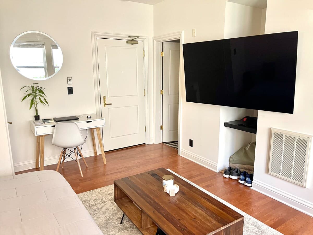 Nob Hill Condo, Walkable & Local SF Vibe - Photo 1
