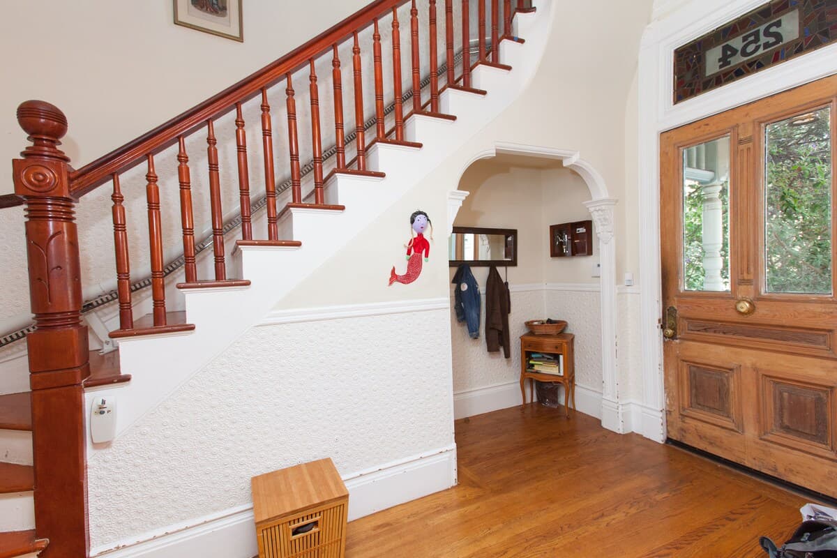 Victorian Home with Huge Yard, Cat Care Required - Photo 18