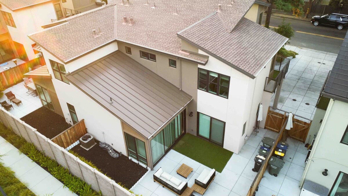 2021 Luxury Home, Private Baths, Silicon Valley - Photo 26
