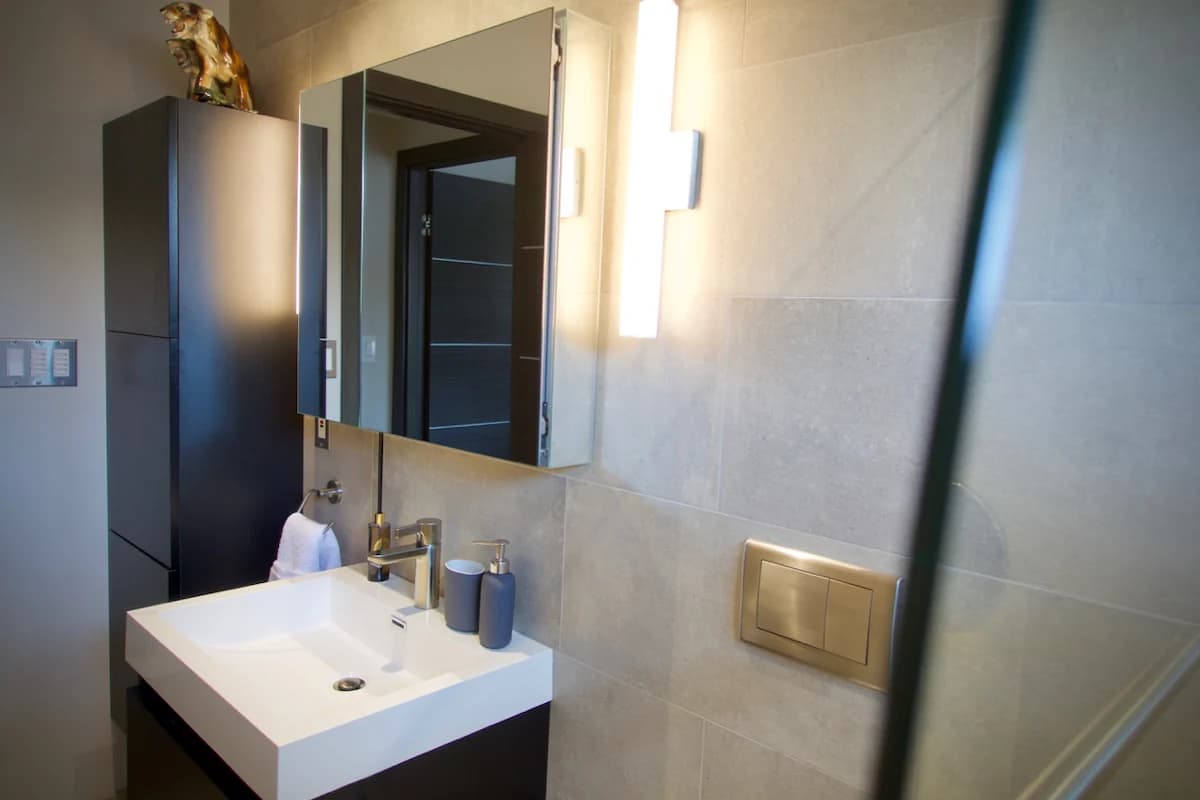 Home in Palo Alto · ★4.95 · 3 bedrooms · 3 beds · 3 baths - Image 34