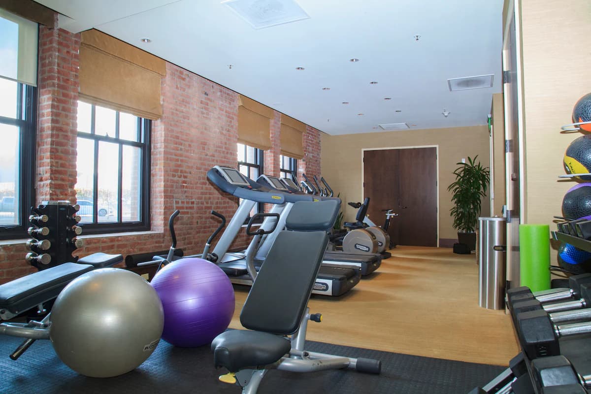 Ghirardelli Chocolate Factory Condo, 2 Valet Spots - Photo 8