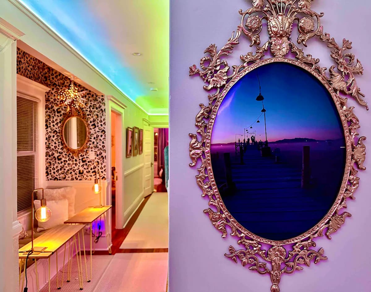 Victorian Oasis with Original Art & Chandeliers - Photo 59