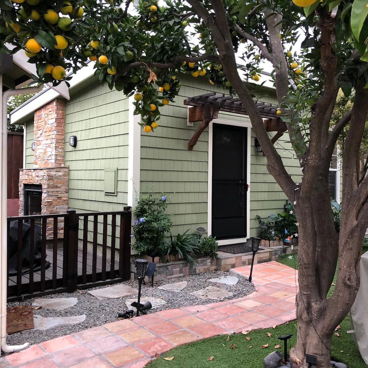 Craftsman Studio, 2 Blocks to Downtown - Photo 7