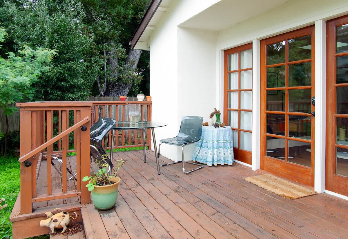 Home in East Palo Alto · ★4.82 · Studio · 1 bed · 1 bath - Image 1