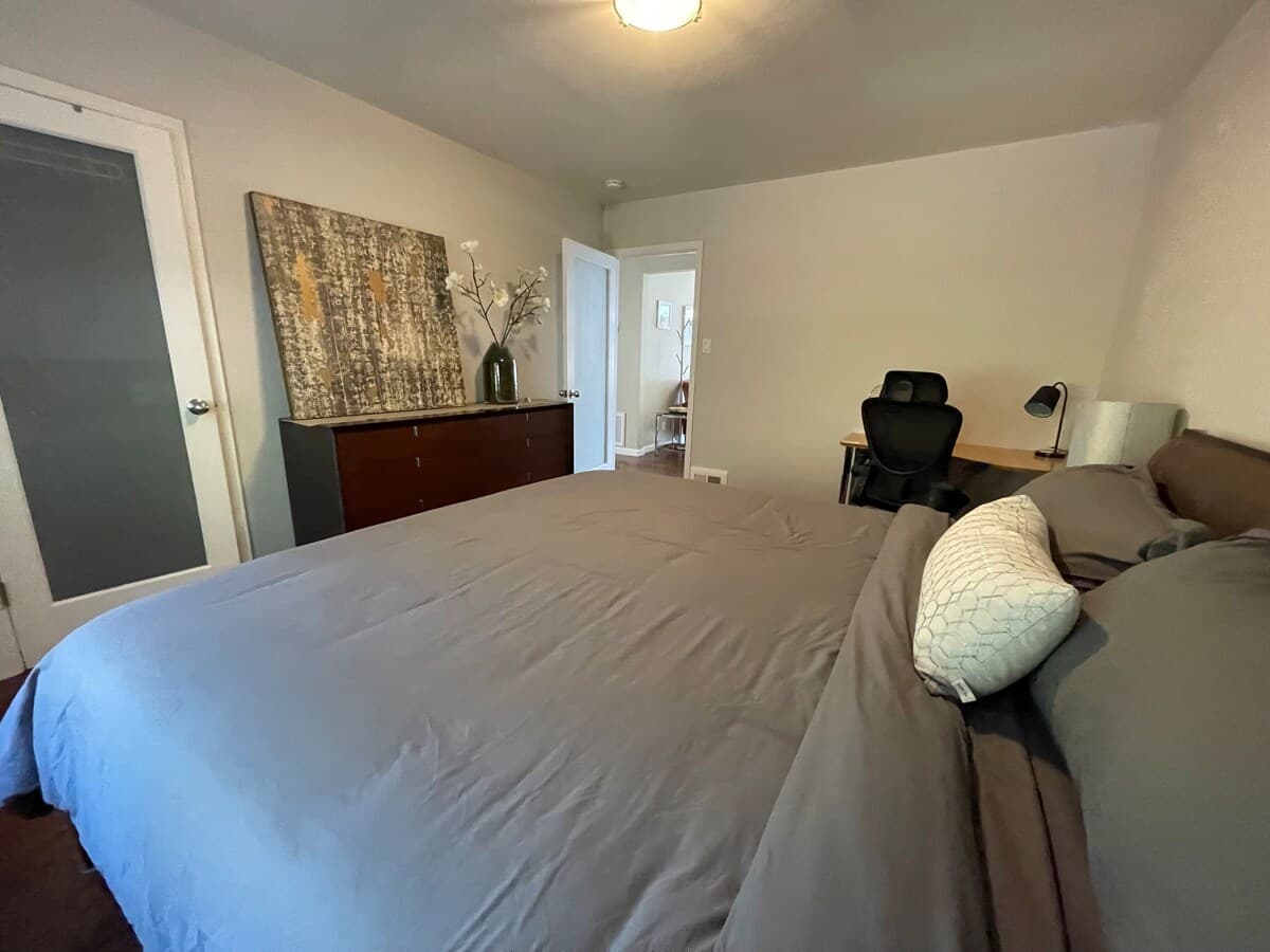 Mid-Century Modern with Panoramic Bay Views - Photo 16
