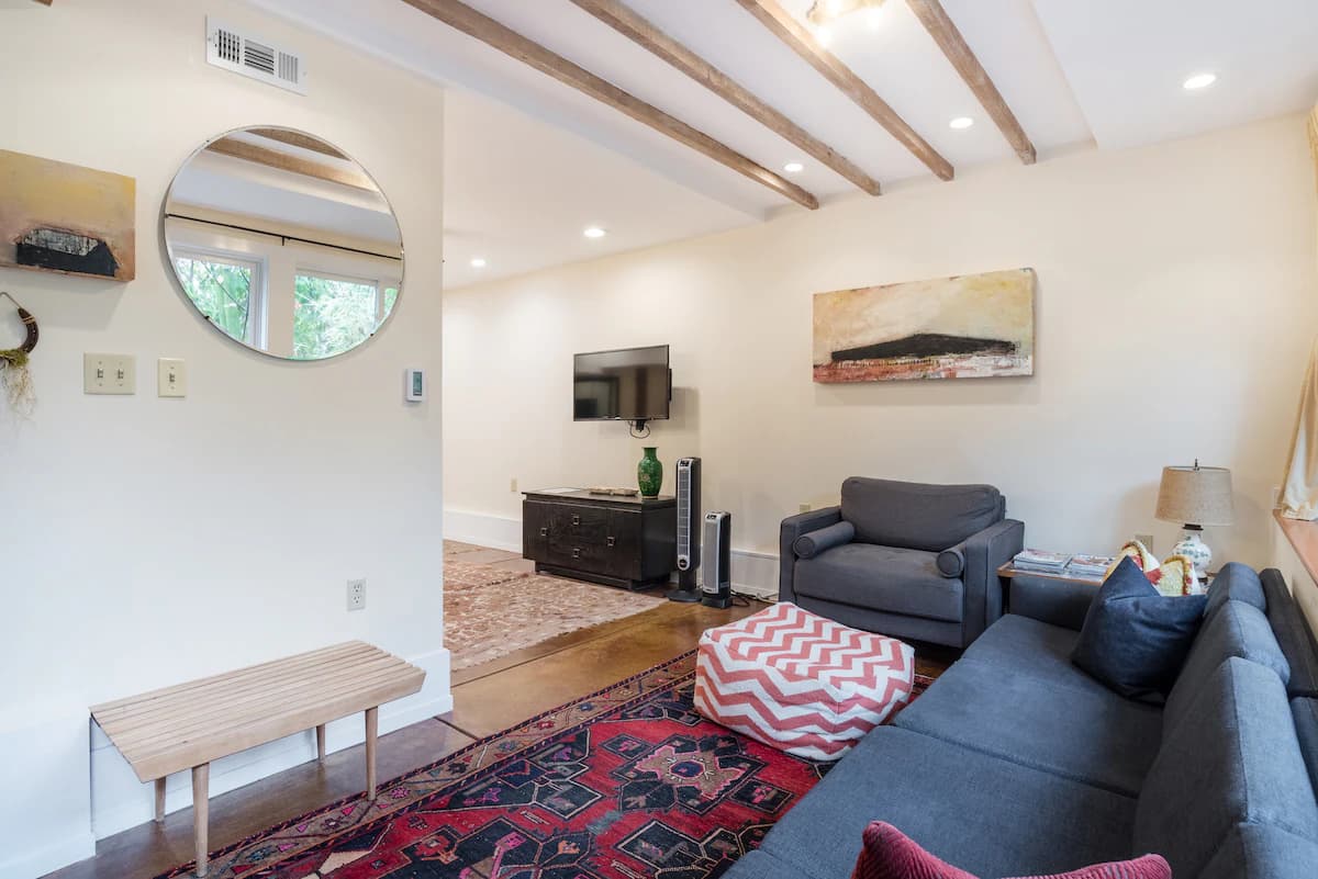 Bernal Heights Studio with Private Garden & Patio - Photo 6