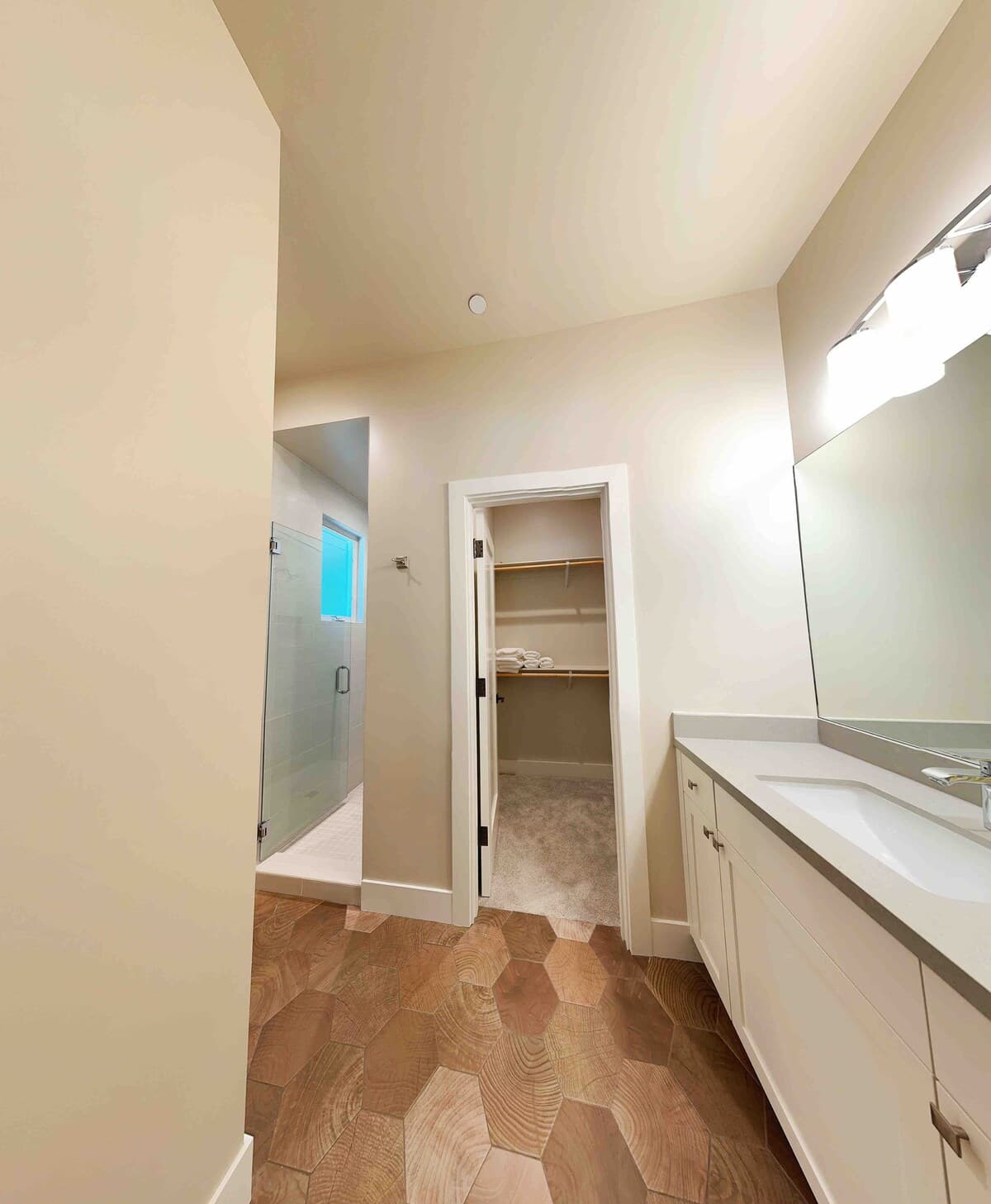 2021 Luxury Home, Private Baths, Silicon Valley - Photo 20