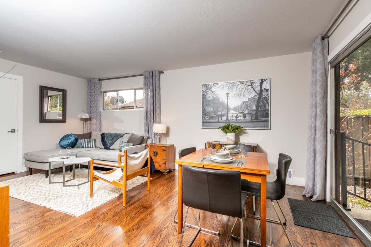 Condo in Palo Alto · ★4.92 · 1 bedroom · 1 bed · 1 bath - Image 5