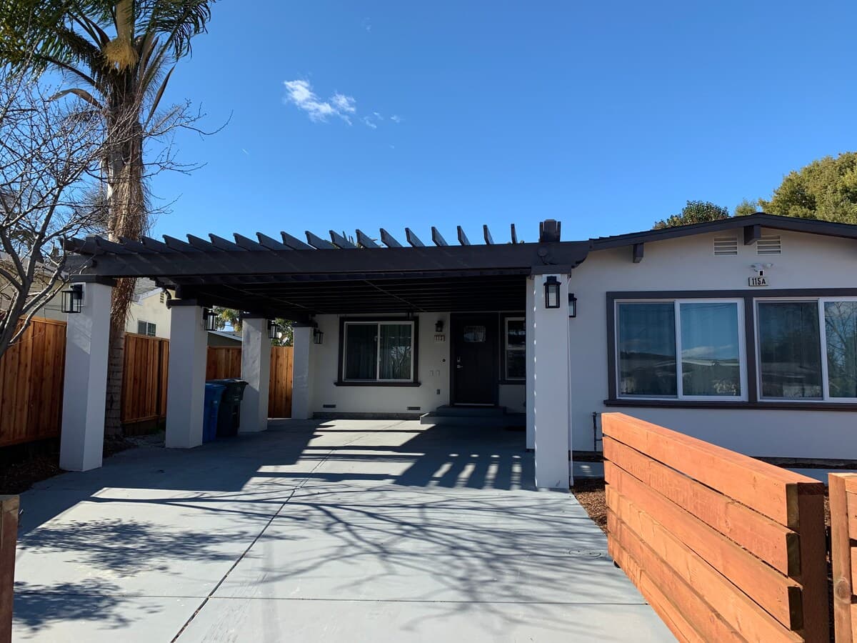 Home in East Palo Alto · ★4.86 · Studio · 1 bed · 1 bath - Image 20