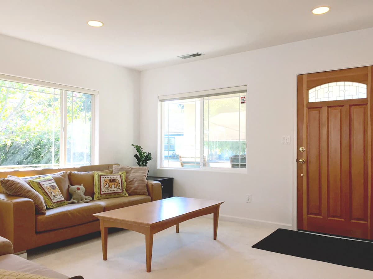 Home in Mountain View · ★4.97 · 2 bedrooms · 3 beds · 1 bath - Image 3