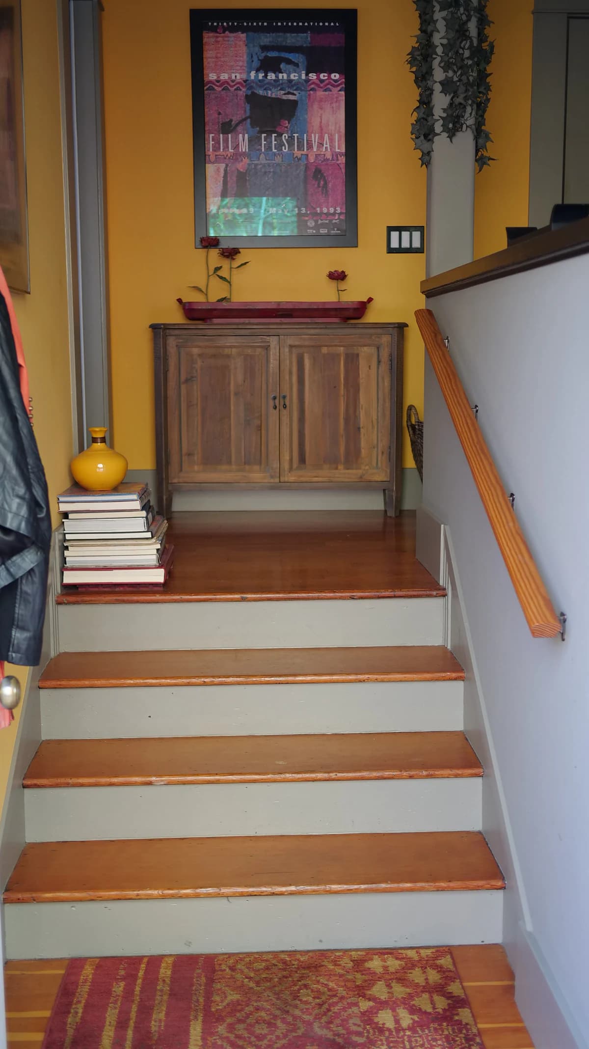 Charming Craftsman Flat, Steps to Downtown - Photo 15