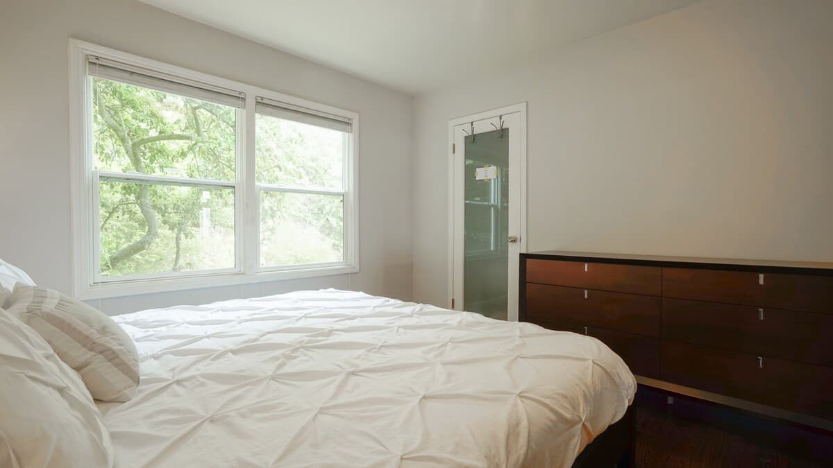 Mid-Century Modern with Panoramic Bay Views - Photo 18