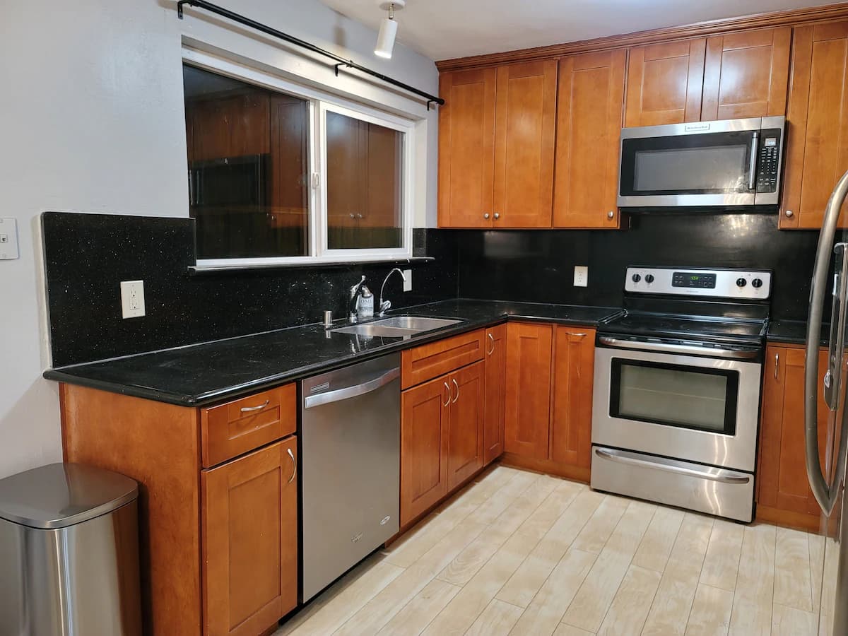 Condo in Palo Alto · ★4.87 · 3 bedrooms · 5 beds · 2 baths - Image 20