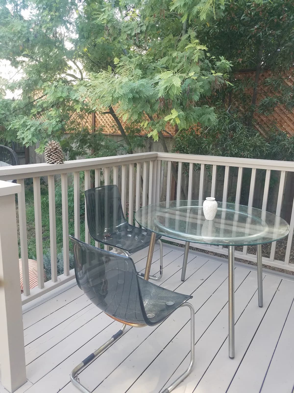 Home in East Palo Alto · ★4.82 · Studio · 1 bed · 1 bath - Image 22