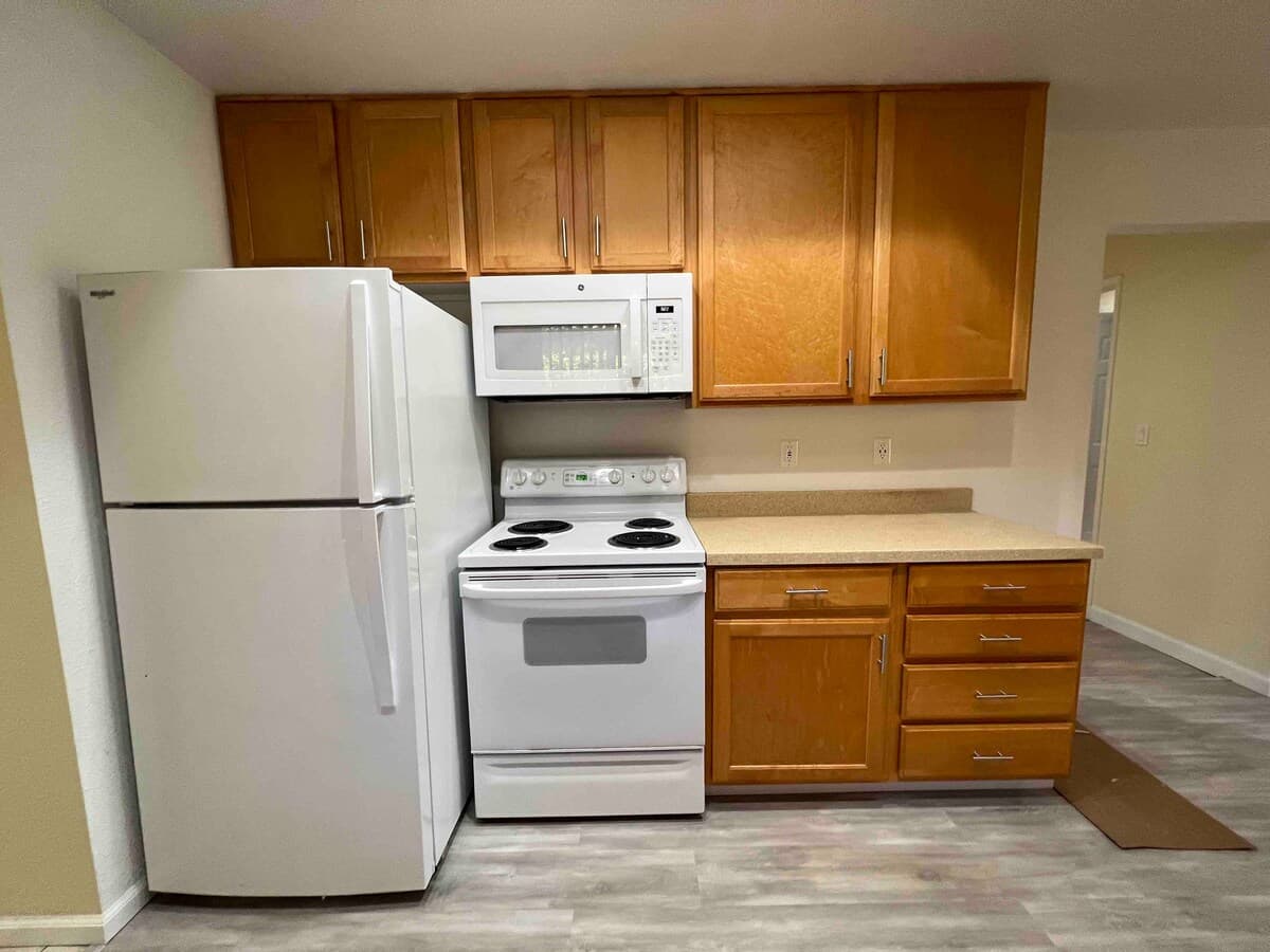 Newly Renovated Duplex Across from Park - Photo 7