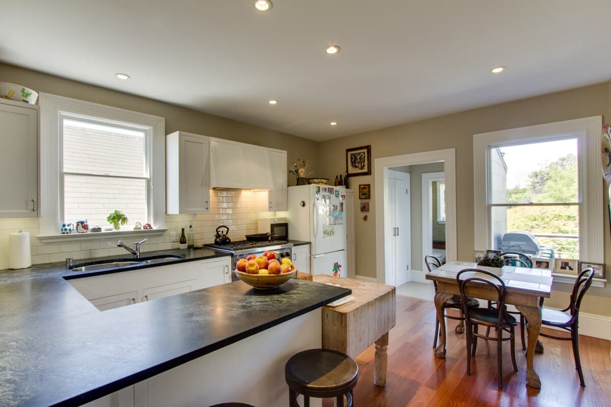 Sunny Noe Valley Hilltop Home with Garden Views - Photo 13
