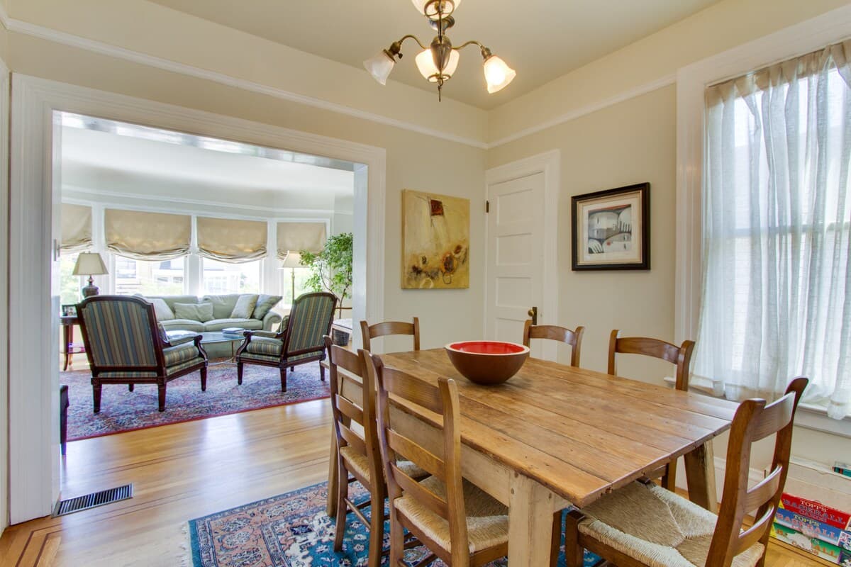 Sunny Noe Valley Hilltop Home with Garden Views - Photo 20