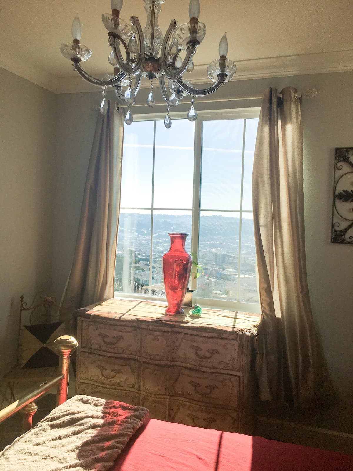 Townhouse in Daly City · ★4.89 · 1 bedroom · 1 bed · 1 bath - Image 9