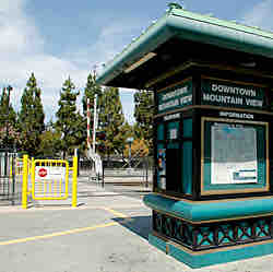 Home in Mountain View · ★4.74 · 1 bedroom · 3 beds · 1 bath - Image 24