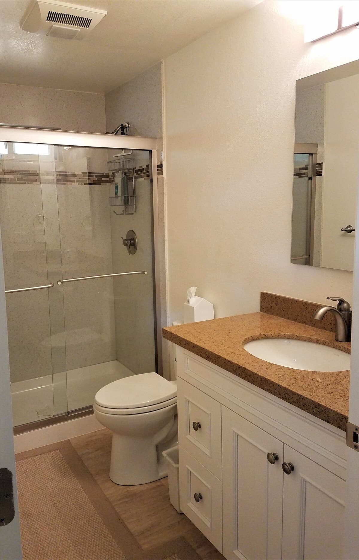 Guesthouse in Mountain View · ★4.99 · 1 bedroom · 1 bed · 1 bath - Image 10