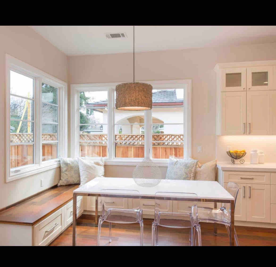 Home in Palo Alto · ★4.6 · 5 bedrooms · 5 beds · 3.5 baths - Image 9