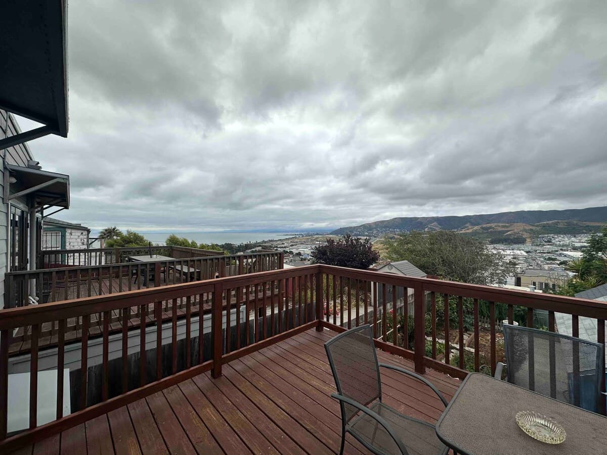 Peaceful Family Home with Bay View, Parking - Photo 40