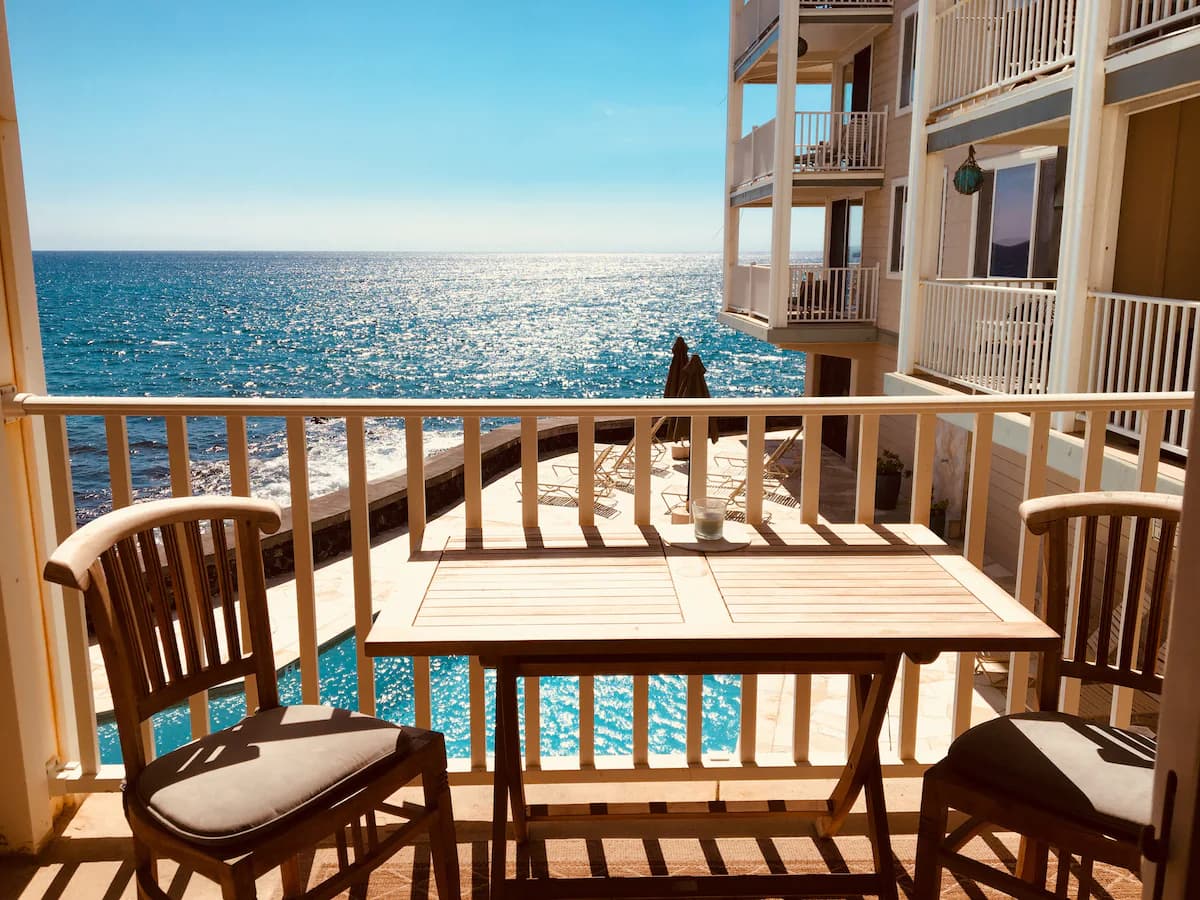 Condo in Kailua-Kona · ★4.47 · 1 bedroom · 2 beds · 1 private bath - Image 15